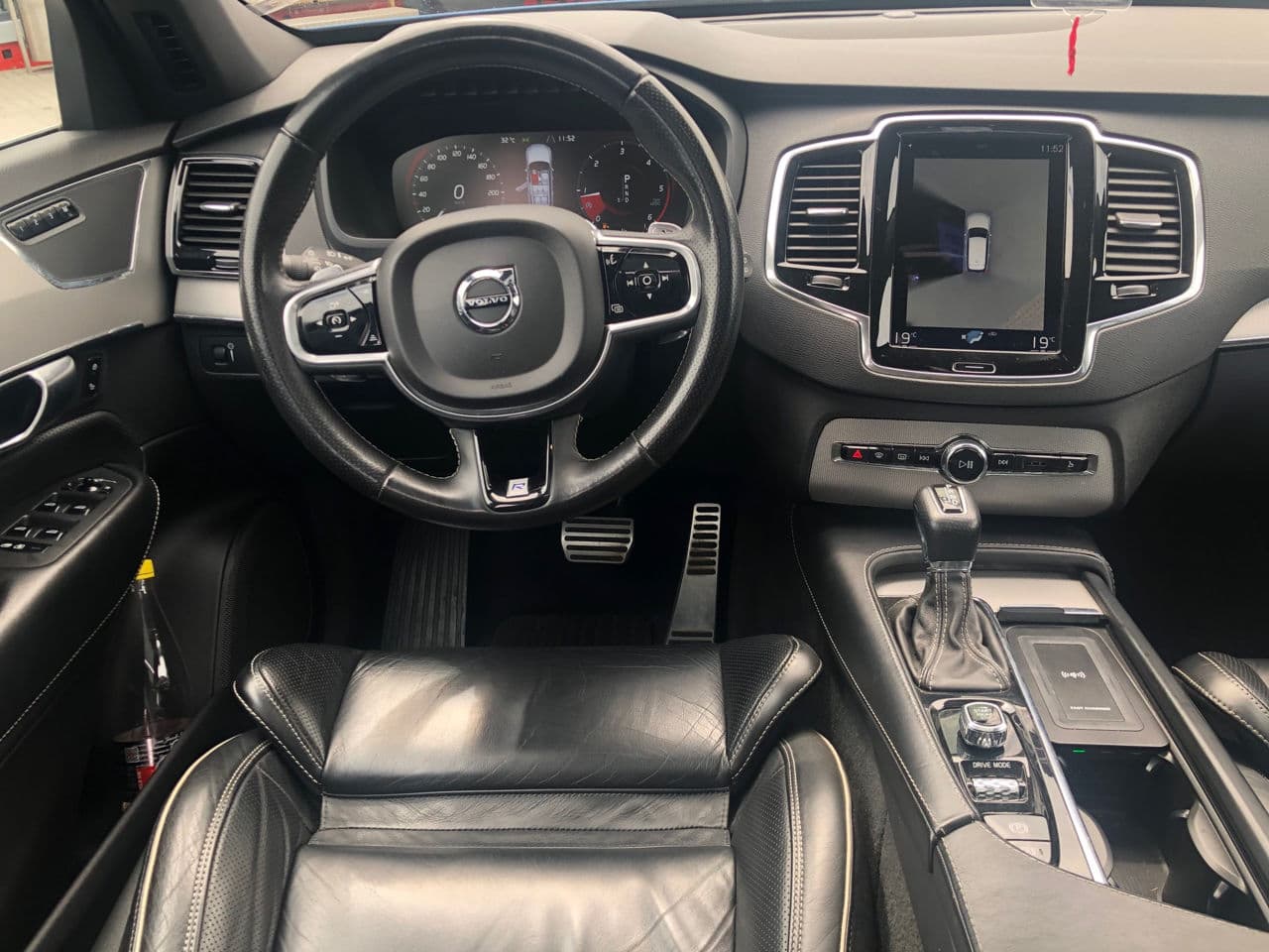 Volvo XC 90 2018 — Миниатюра 9