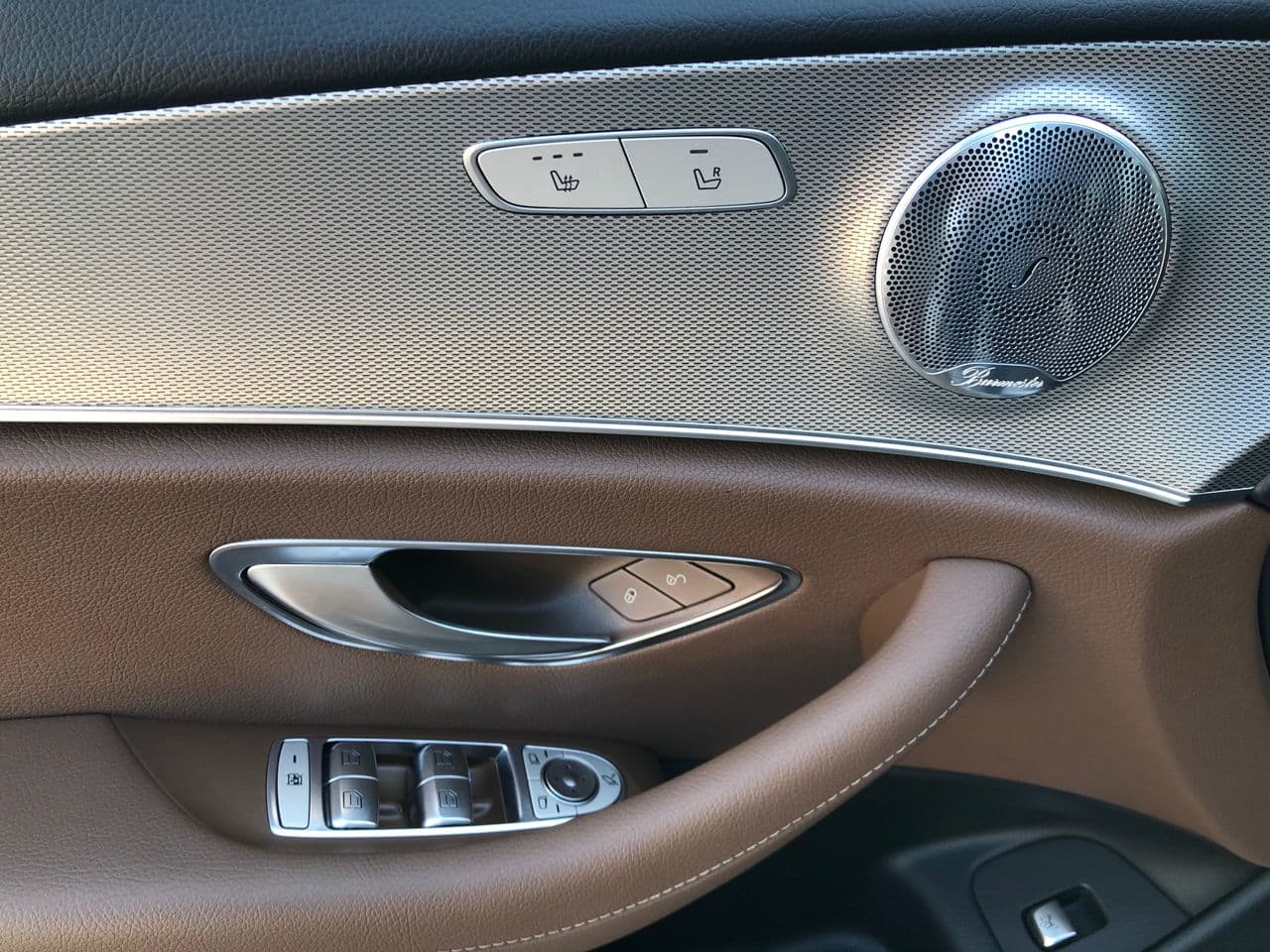 Mercedes E 220 2016 — Миниатюра 6