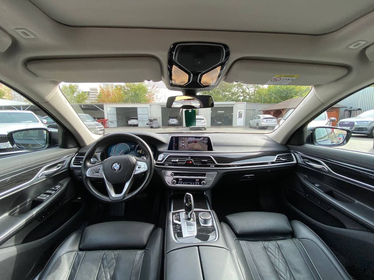 BMW 740 2018 — Миниатюра 17