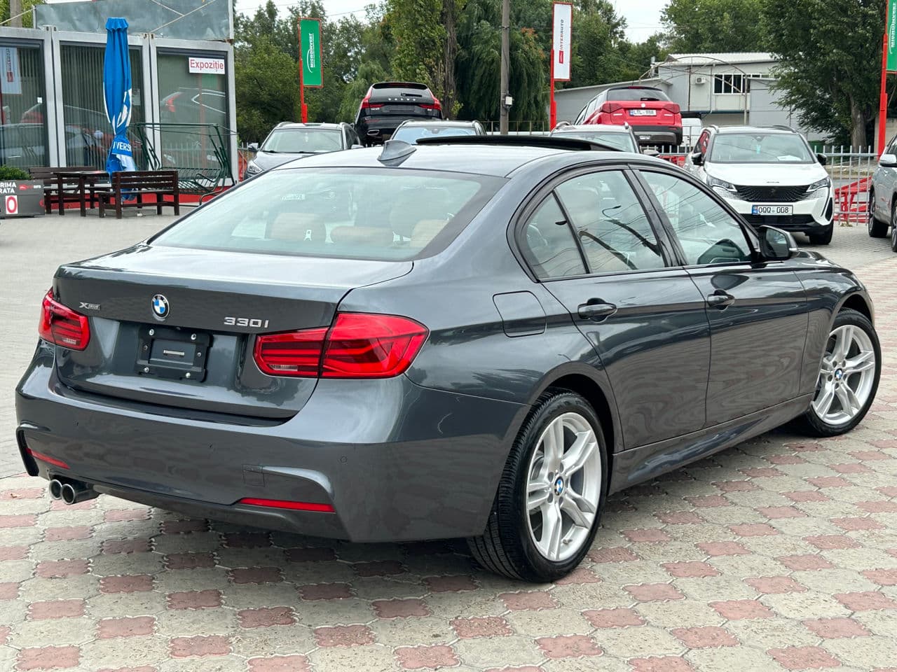 BMW 330 2017 — Миниатюра 3