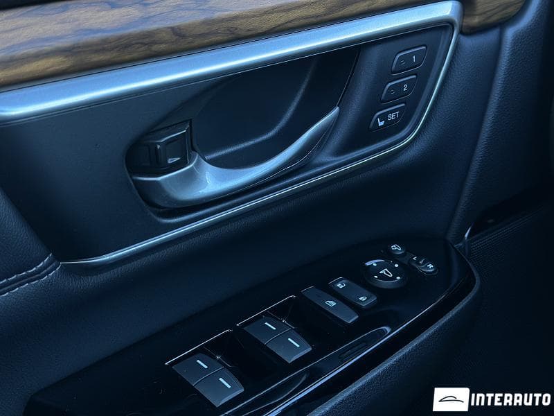 Honda CR-V 2018 — Миниатюра 8
