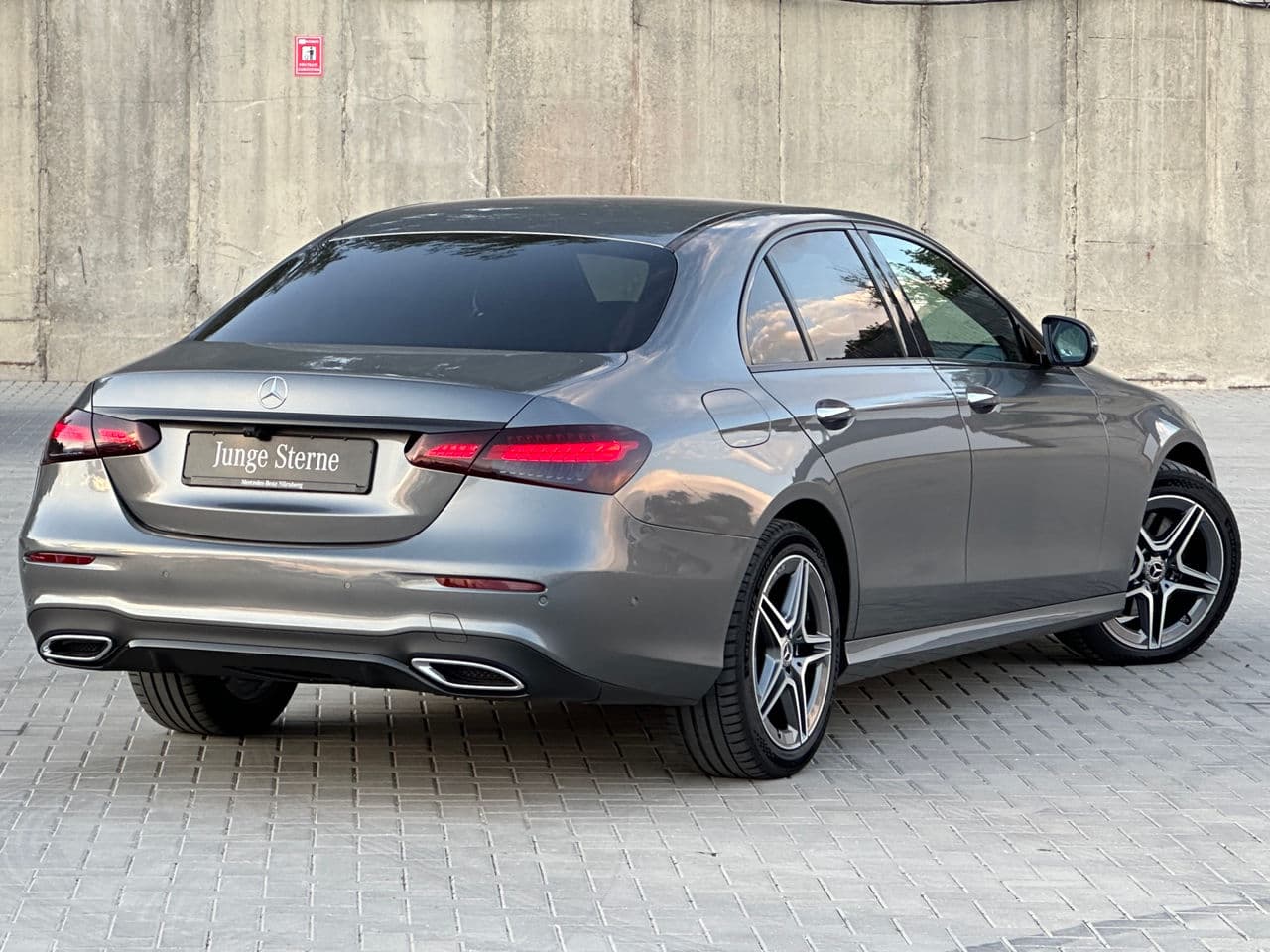 Mercedes E 220 2021 — Миниатюра 5