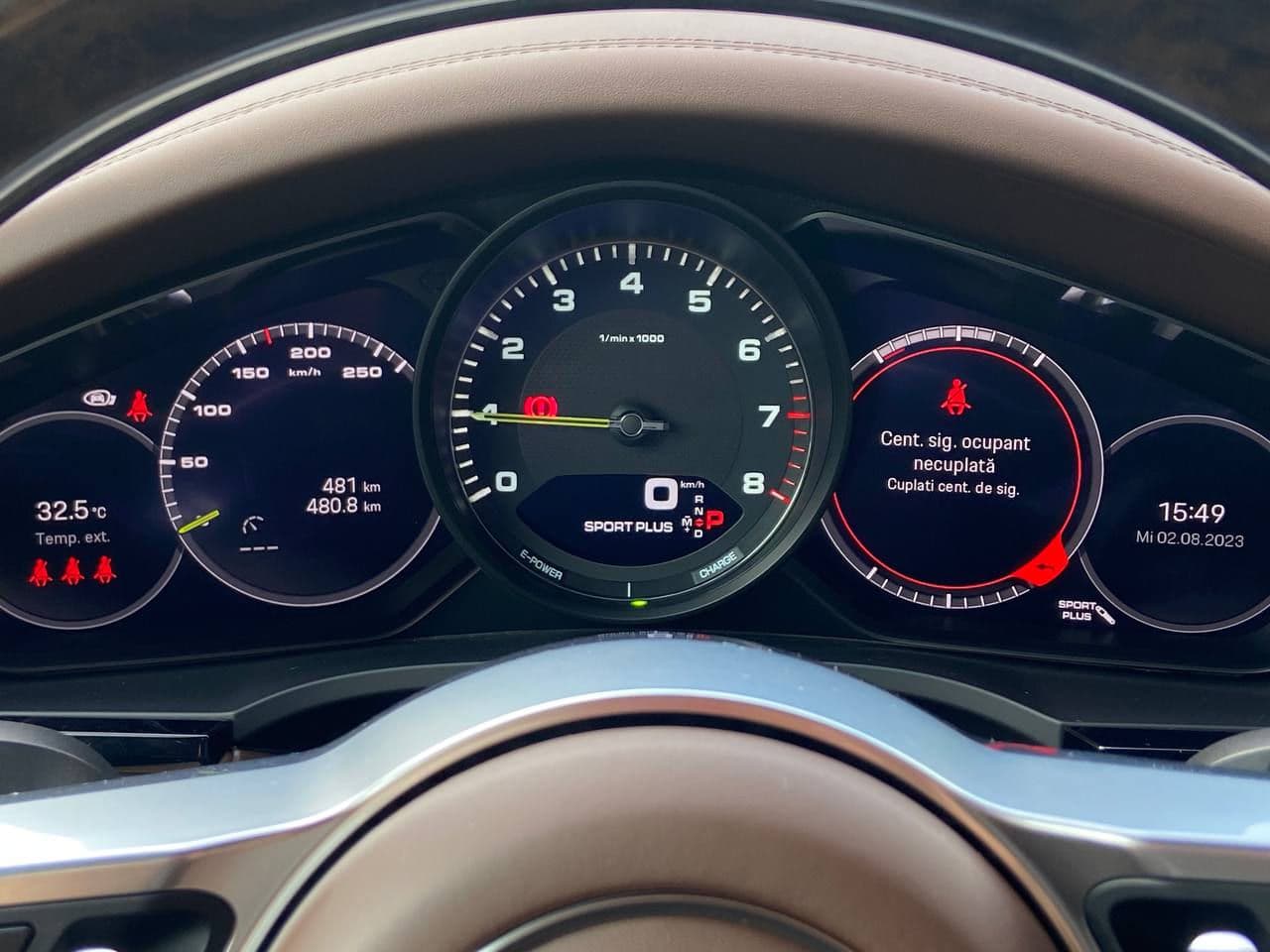 Porsche Cayenne E-Hybrid 2023 — Миниатюра 9