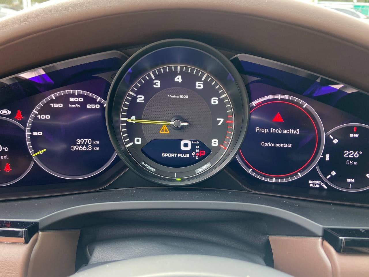 Porsche Cayenne E-Hybrid Coupe 2023 — Миниатюра 7