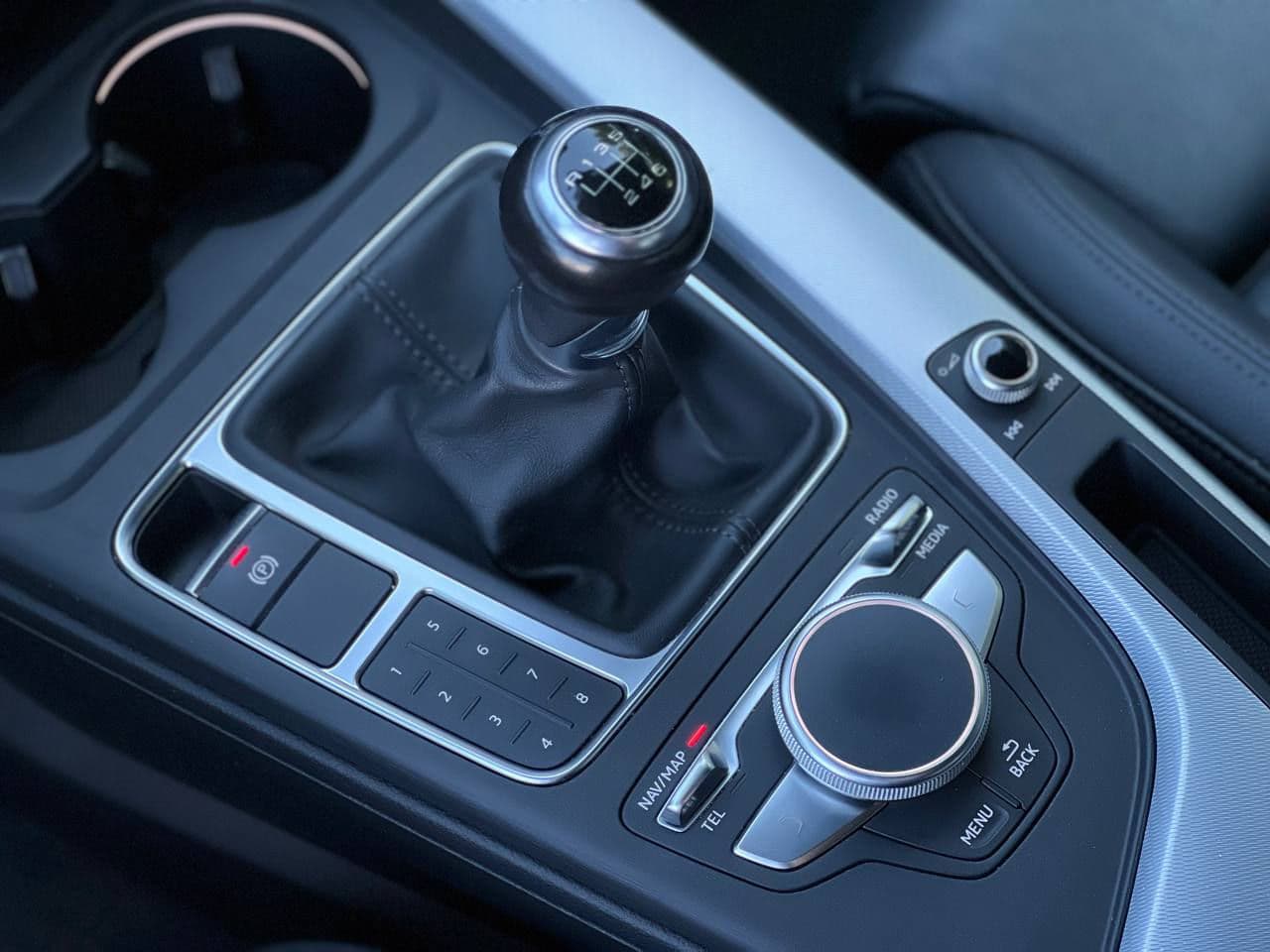 Audi A4 2016 — Миниатюра 21