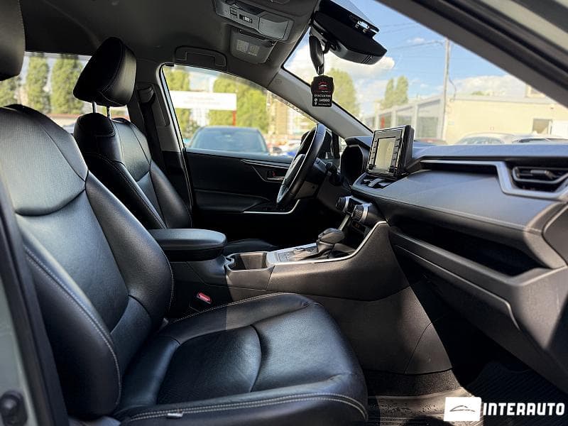 Toyota Rav-4 2022 — Миниатюра 18