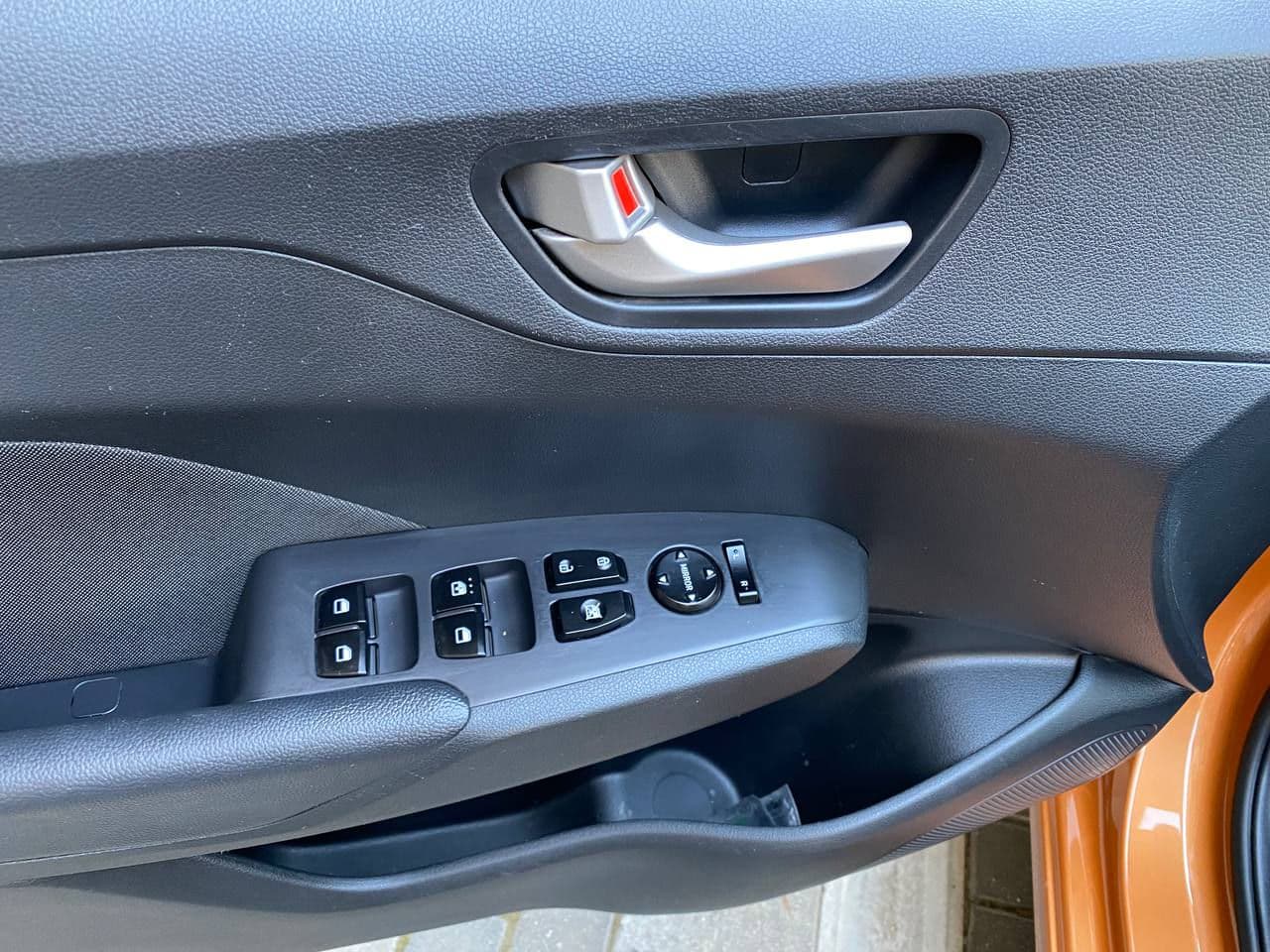 2017 Hyundai Accent — Miniatură 5