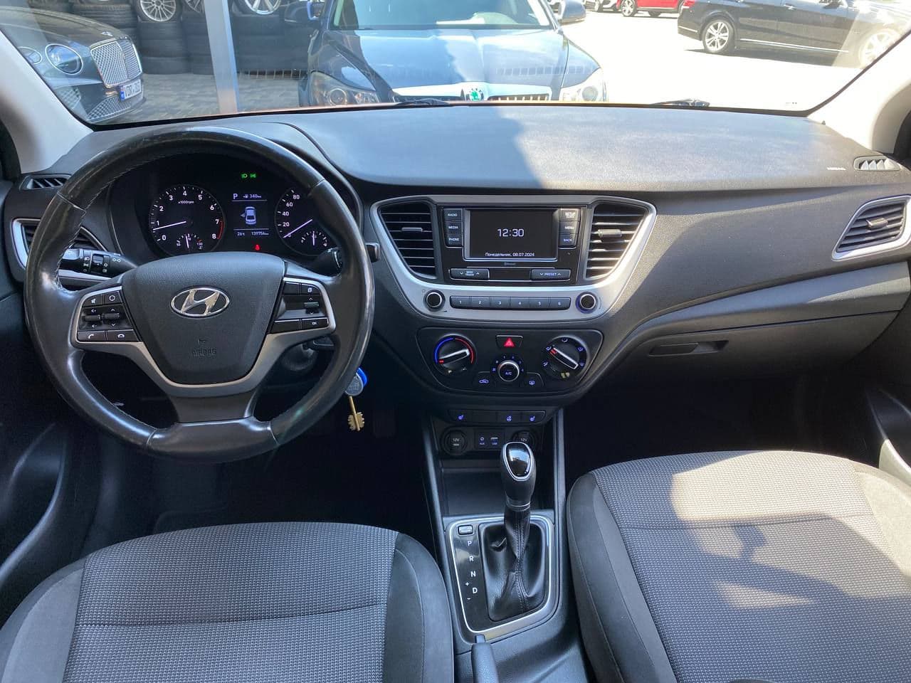 2017 Hyundai Accent — Miniatură 8