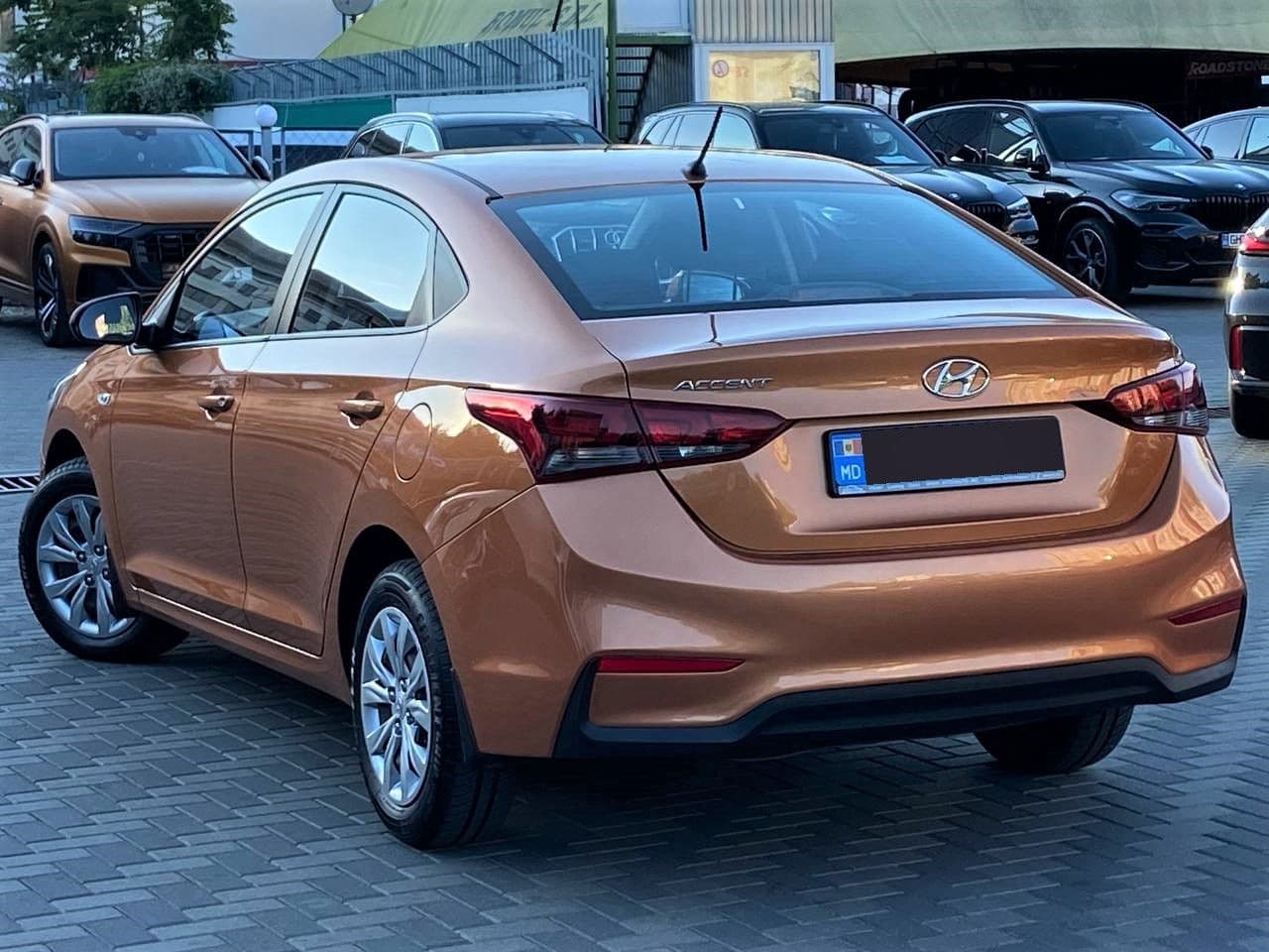 2017 Hyundai Accent — Miniatură 2