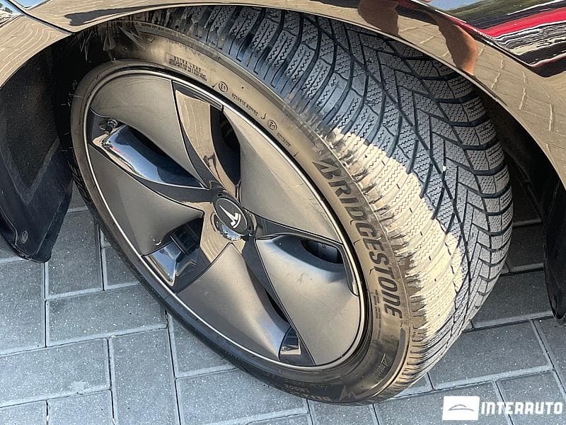 Tesla Model 3 2018 — Миниатюра 5