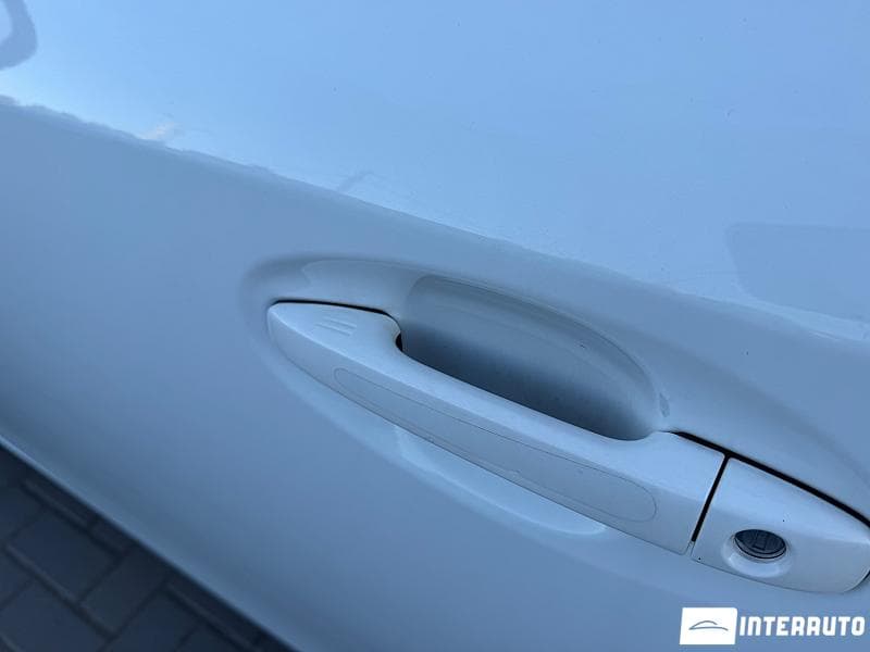 Toyota Prius Plus / V 2012 — Миниатюра 5