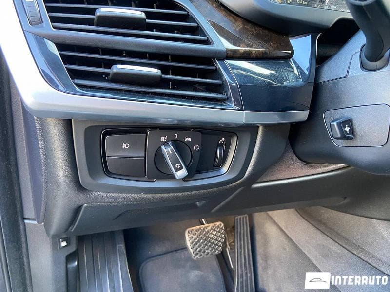 BMW X5 4.0e 2017 — Миниатюра 17