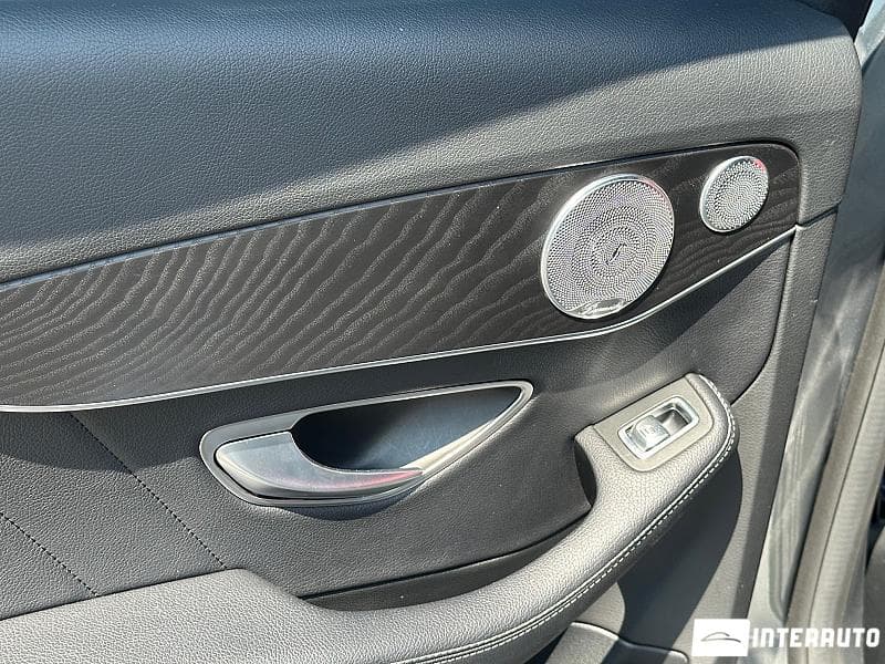 Mercedes C 250 2017 — Миниатюра 17