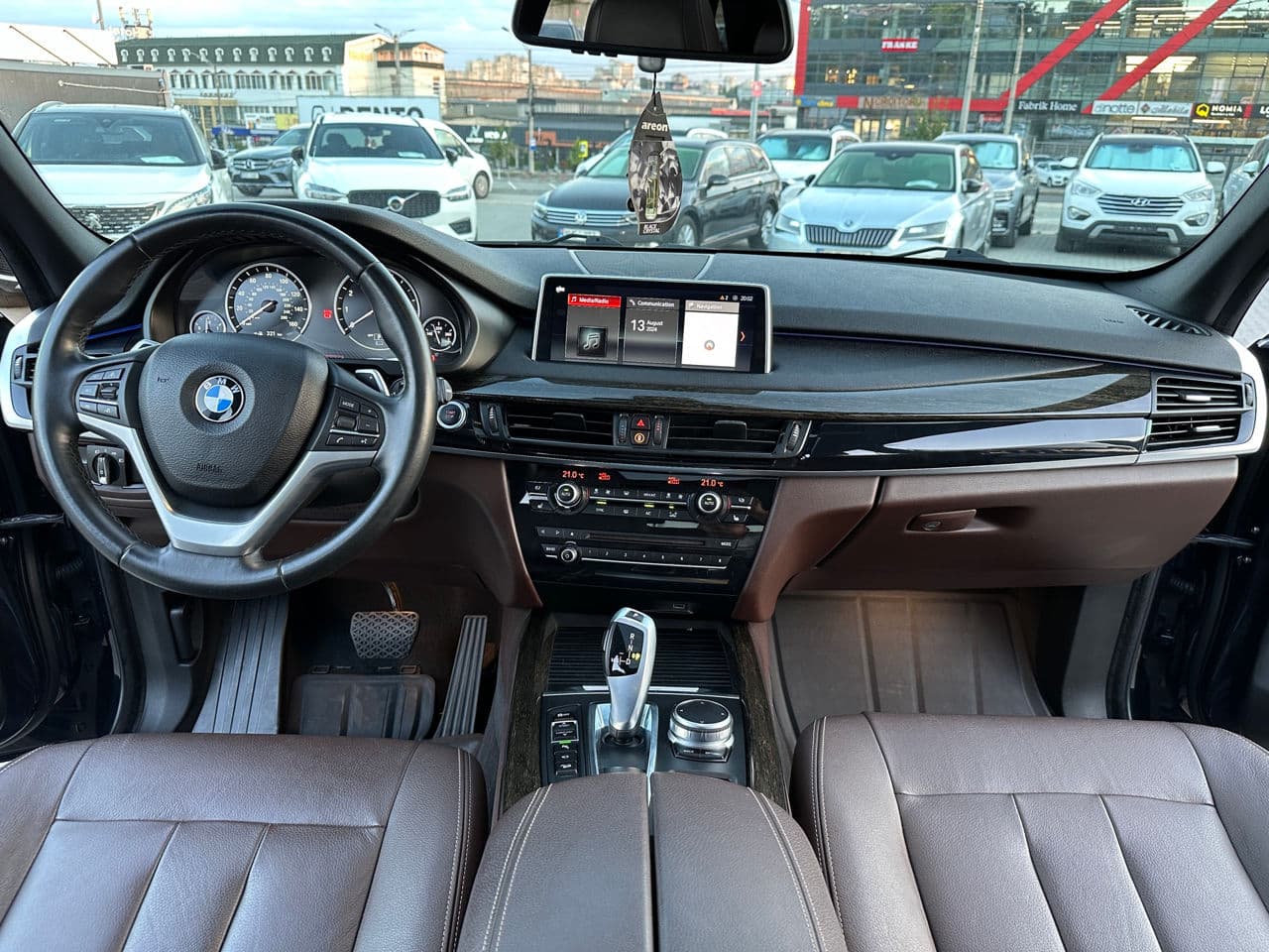 BMW X5 4.0e 2017 — Миниатюра 6