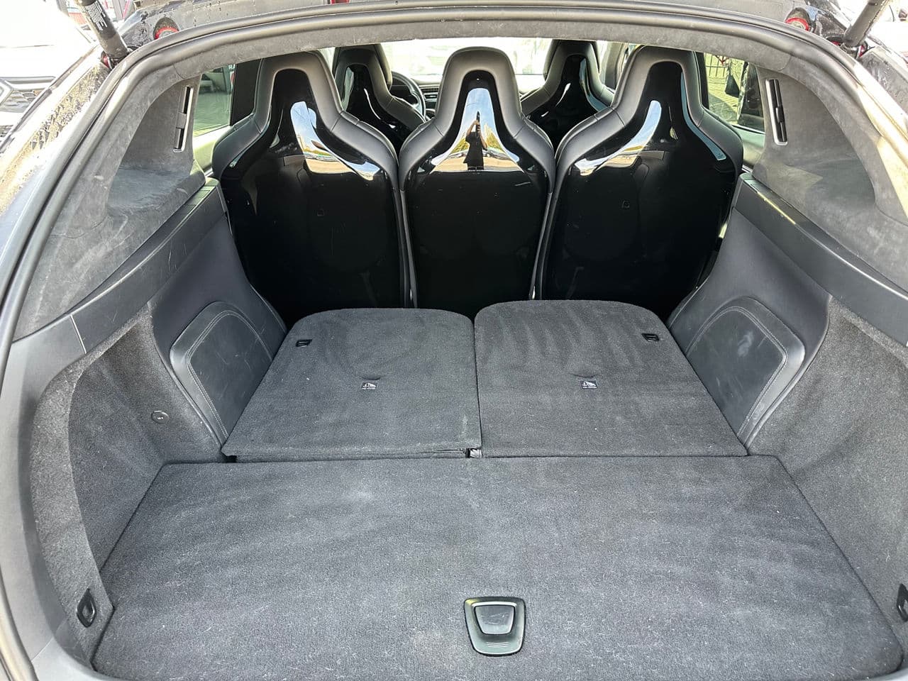 Tesla Model X 2016 — Миниатюра 21
