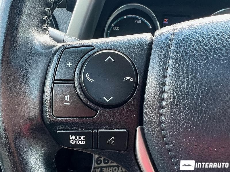 Toyota Rav-4 2018 — Миниатюра 16