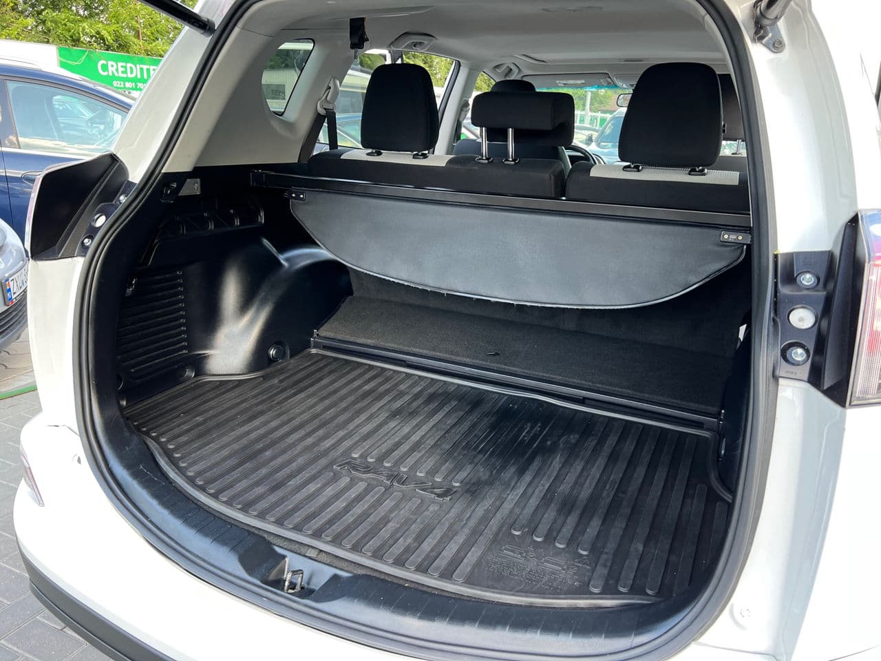 Toyota Rav-4 2018 — Миниатюра 23