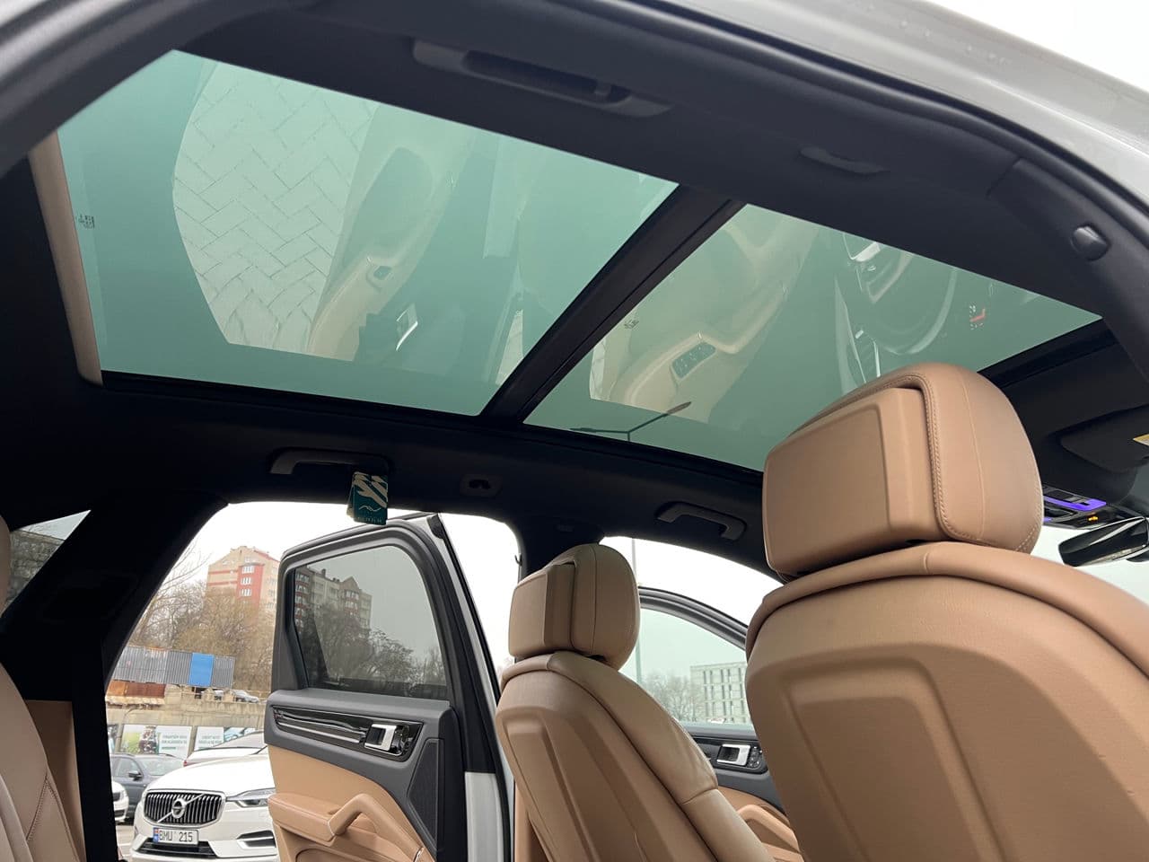 Porsche Cayenne 2018 — Миниатюра 15