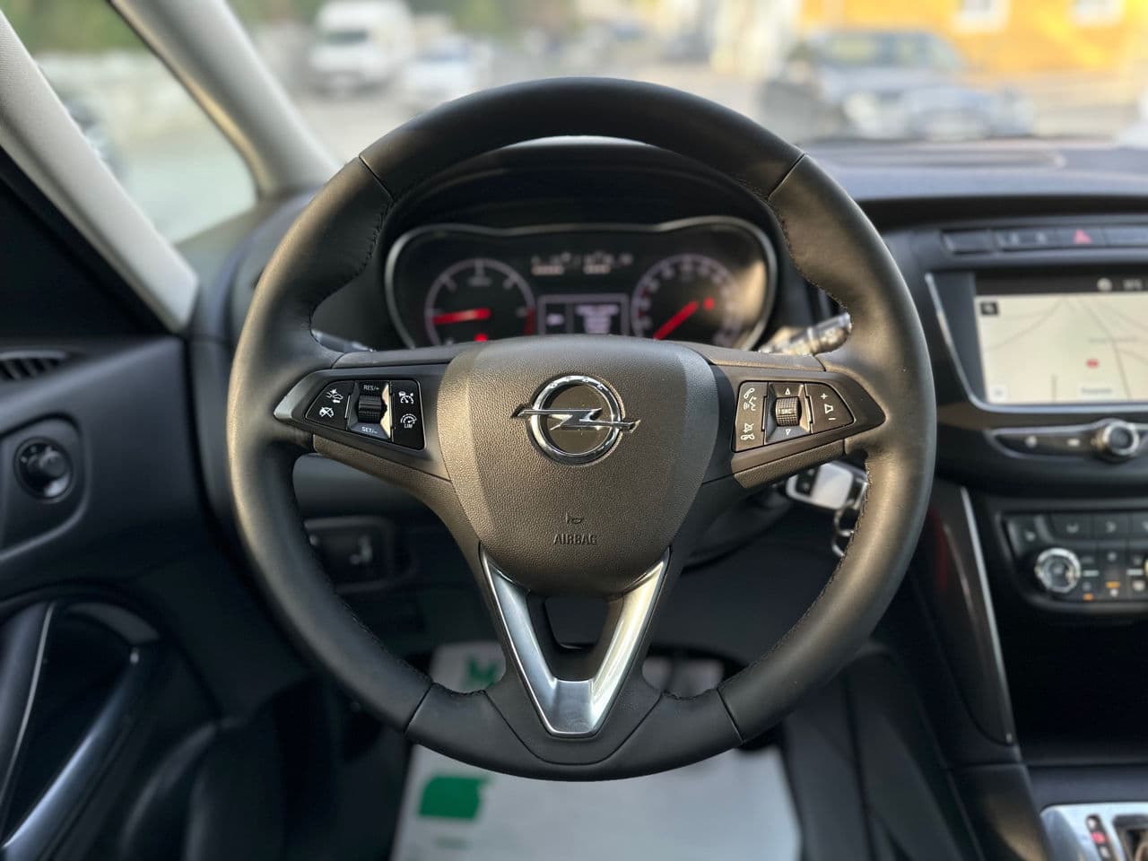 Opel Zafira 2017 — Миниатюра 10