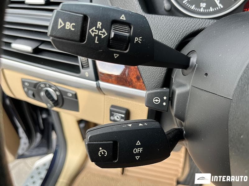 BMW X5 4.8i 2008 — Миниатюра 9