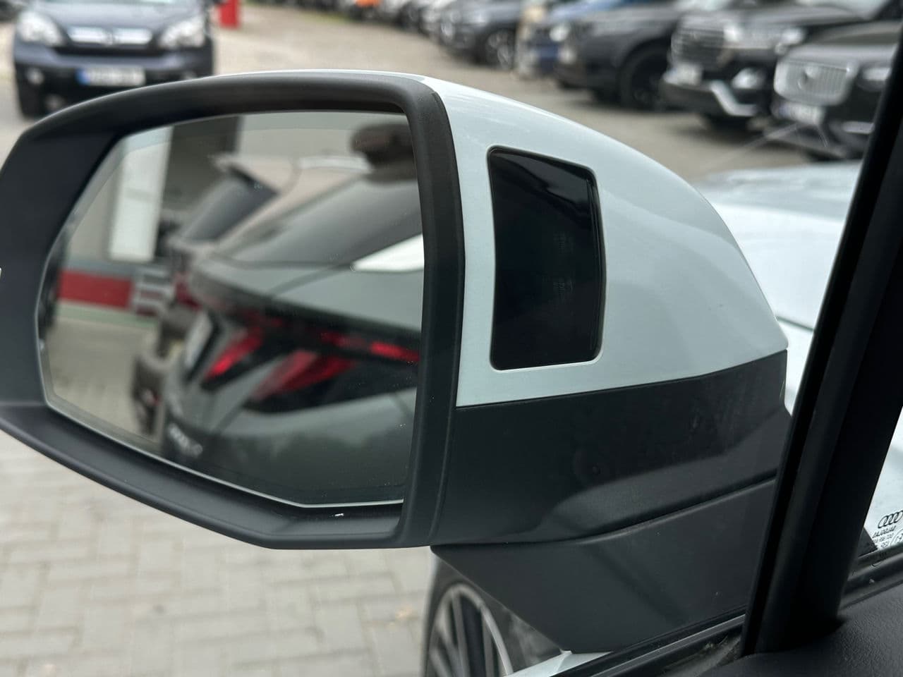 Audi Q7 2022 — Миниатюра 6