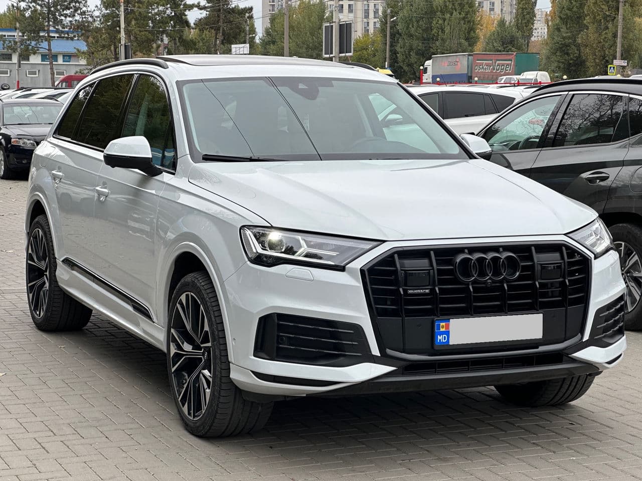 Audi Q7 2022 — Миниатюра 3