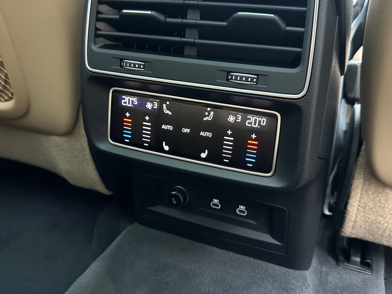 Audi Q7 2022 — Миниатюра 23