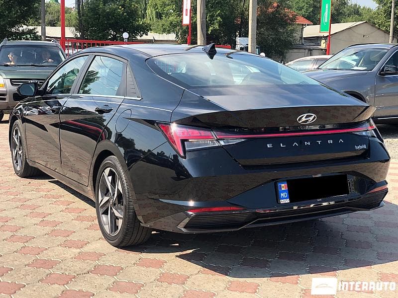 Hyundai Elantra 2022 — Миниатюра 2