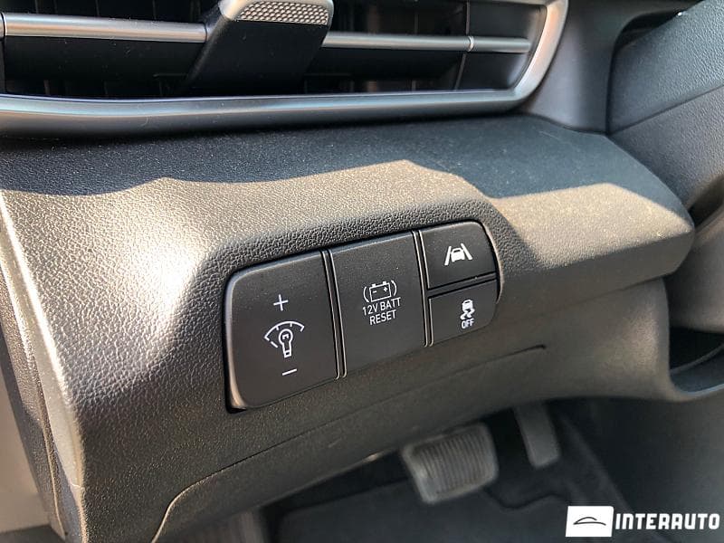 Hyundai Elantra 2022 — Миниатюра 10