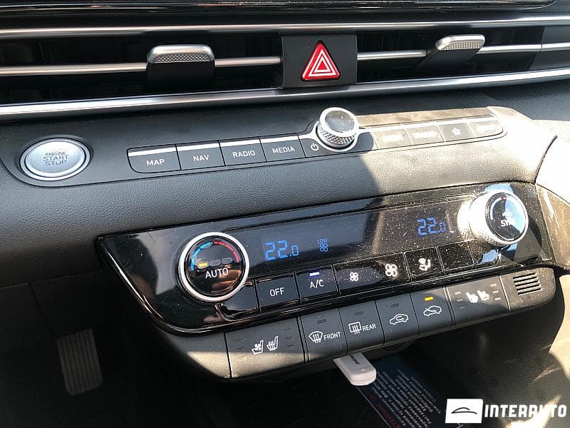 Hyundai Elantra 2022 — Миниатюра 15