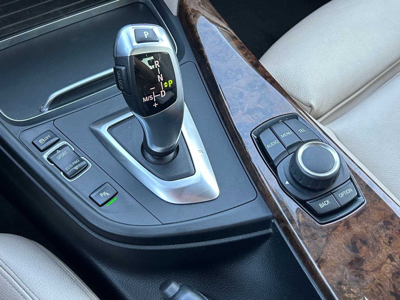 BMW 320 2016 — Миниатюра 13
