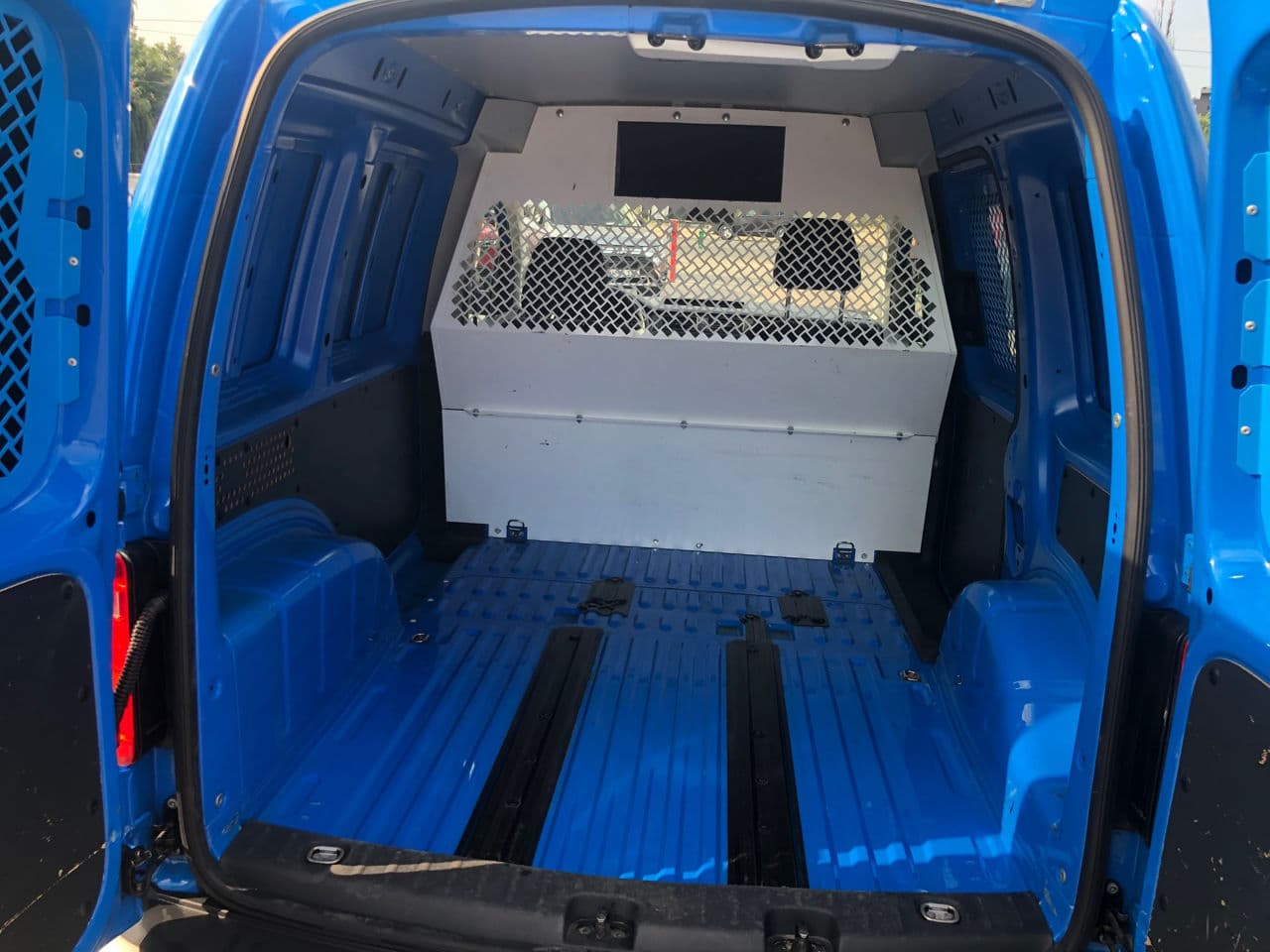 Volkswagen Caddy 2016 — Миниатюра 13