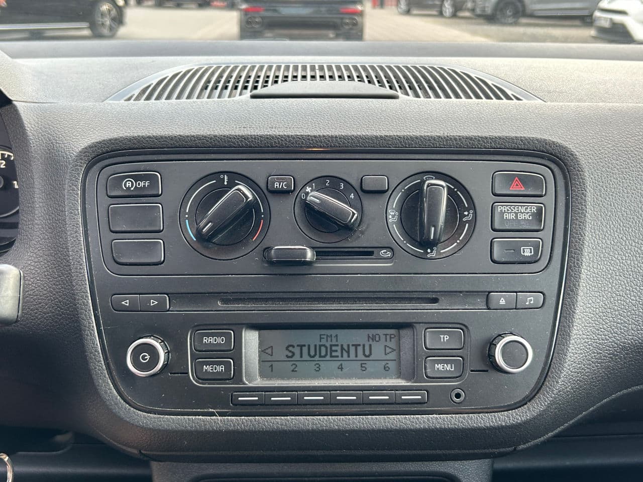 Skoda Citigo 2014 — Миниатюра 10