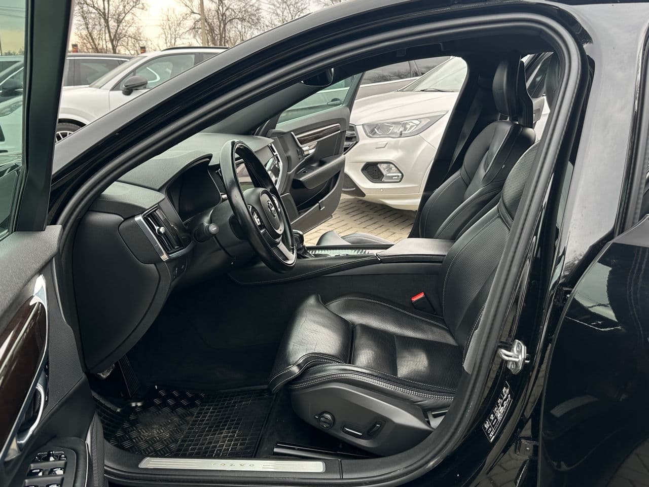 Volvo S 90 2017 — Миниатюра 5