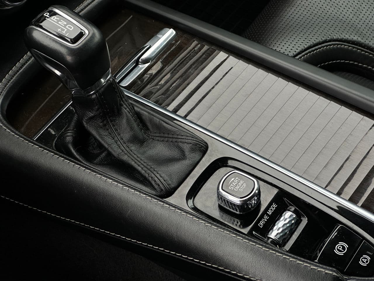 Volvo S 90 2017 — Миниатюра 12