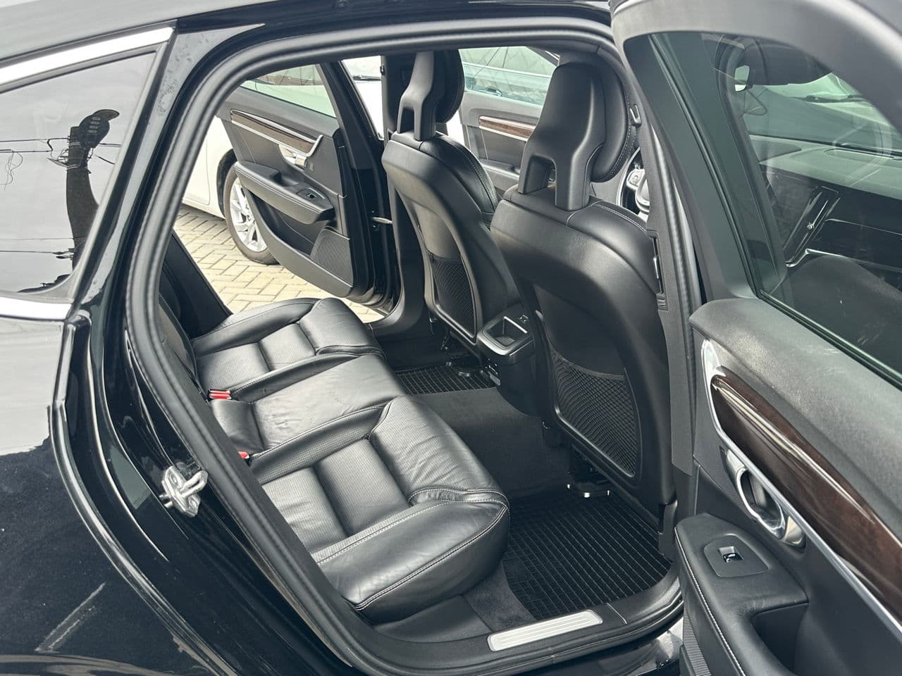 Volvo S 90 2017 — Миниатюра 15