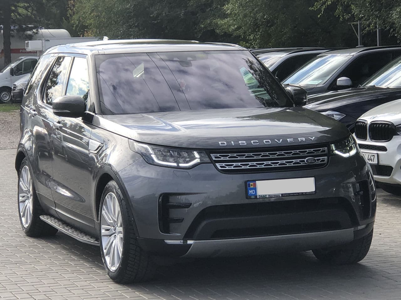 Land Rover Discovery 2017 — Миниатюра 3