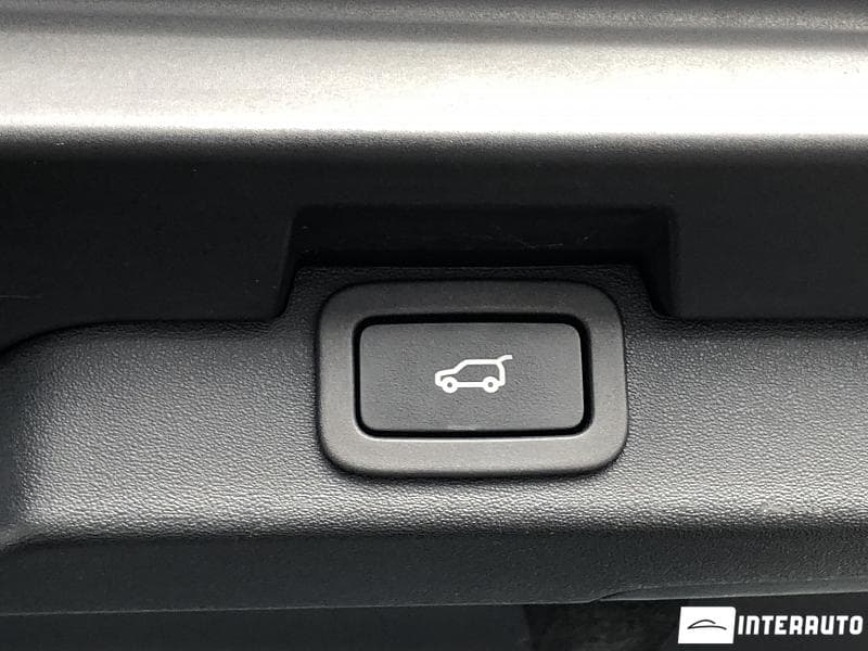 Land Rover Discovery 2017 — Миниатюра 28