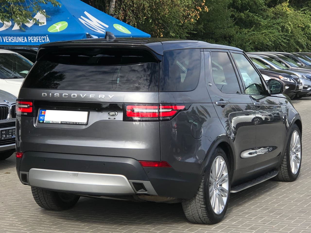 Land Rover Discovery 2017 — Миниатюра 2