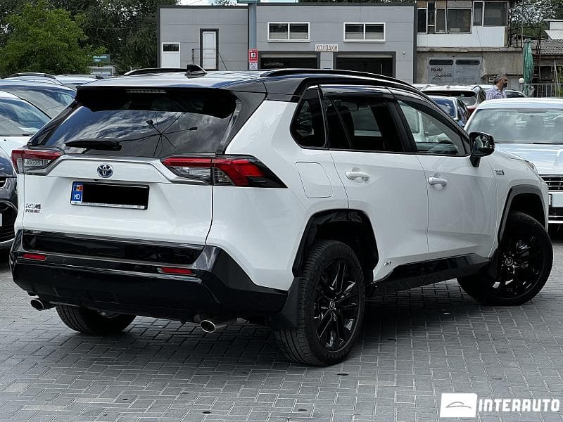 Toyota Rav-4 2021 — Миниатюра 2