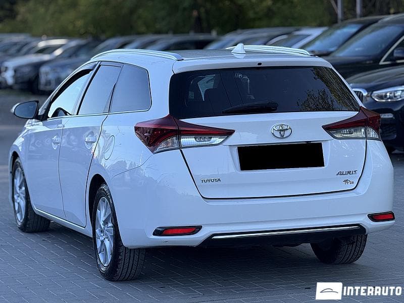 Toyota Auris 2015 — Миниатюра 2