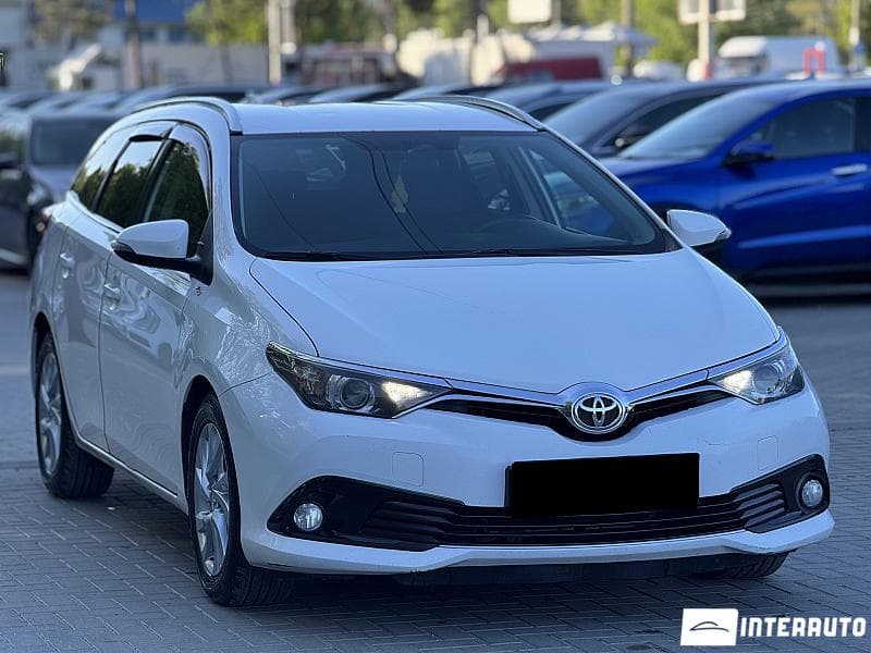 Toyota Auris 2015 — Миниатюра 3