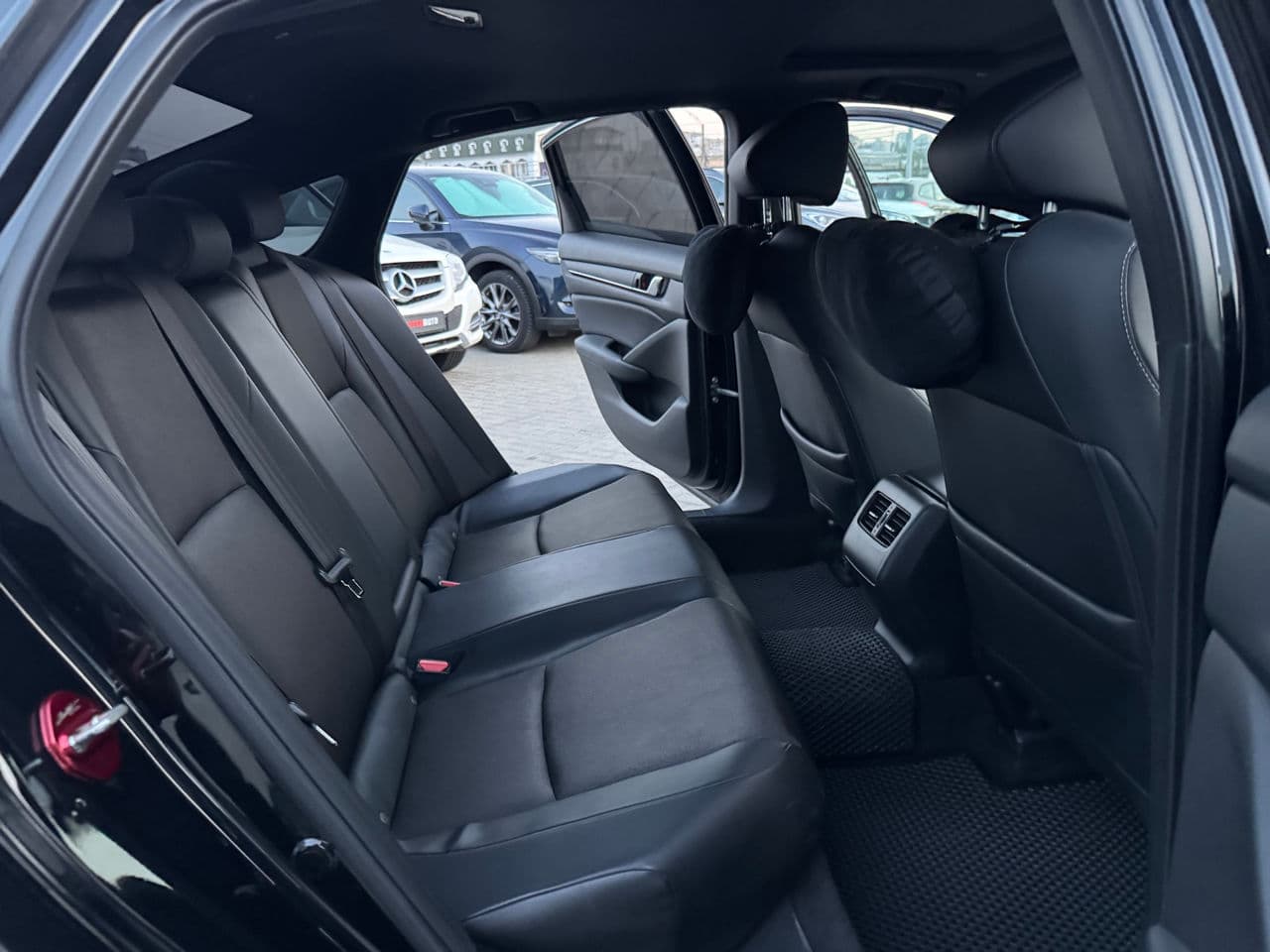 Honda Accord 2018 — Миниатюра 14