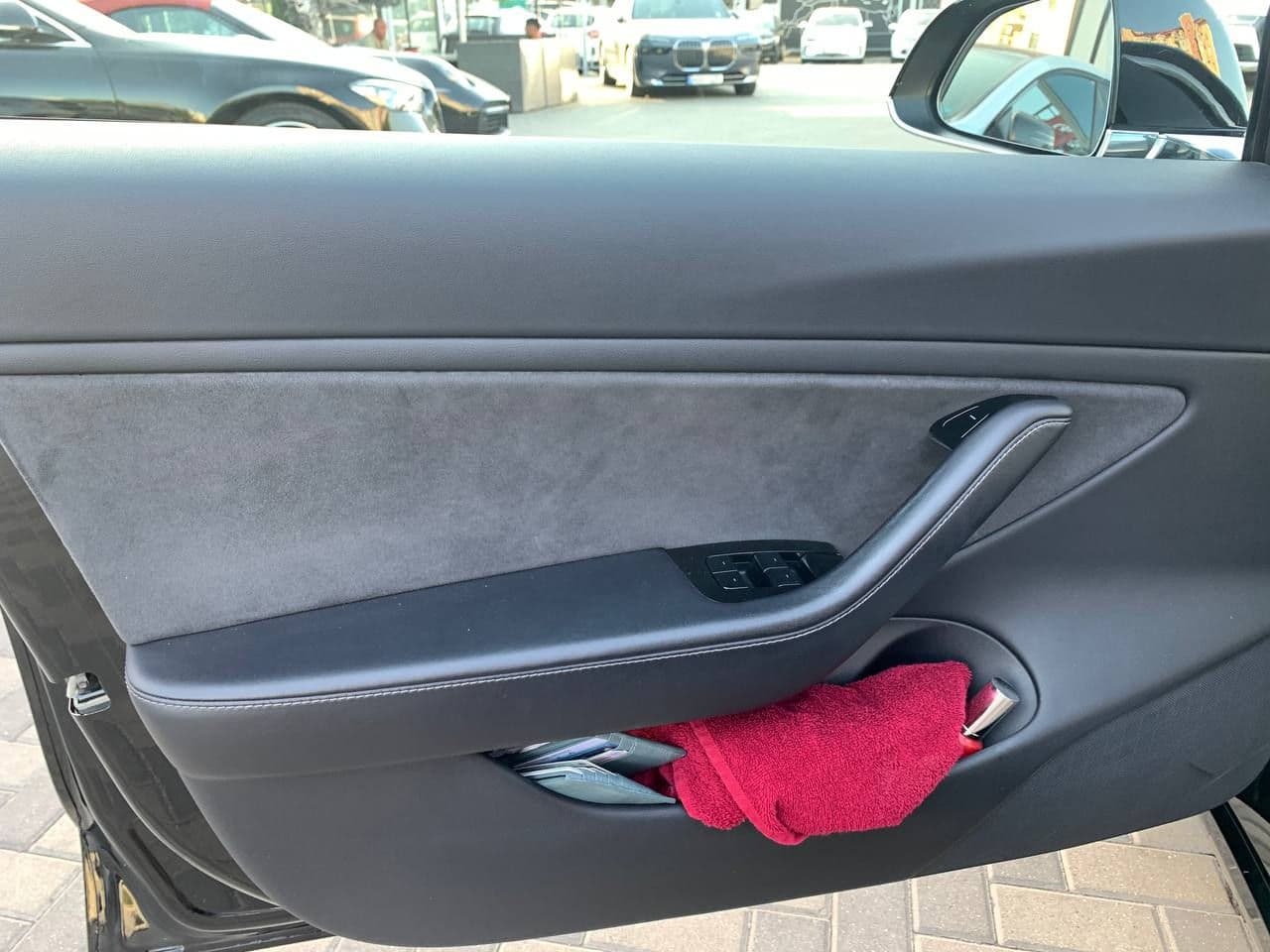 Tesla Model 3 2018 — Миниатюра 5
