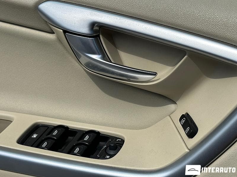 Volvo XC 60 2009 — Миниатюра 17