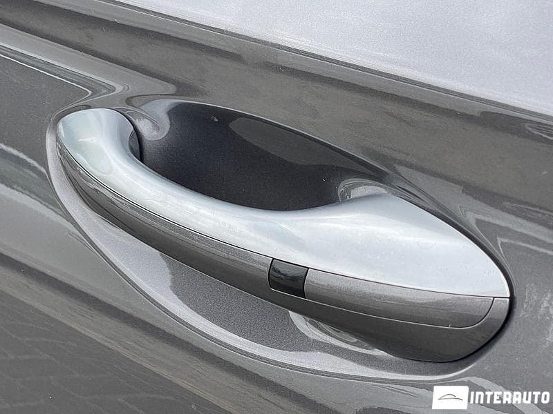 Hyundai Santa Fe 2018 — Миниатюра 26
