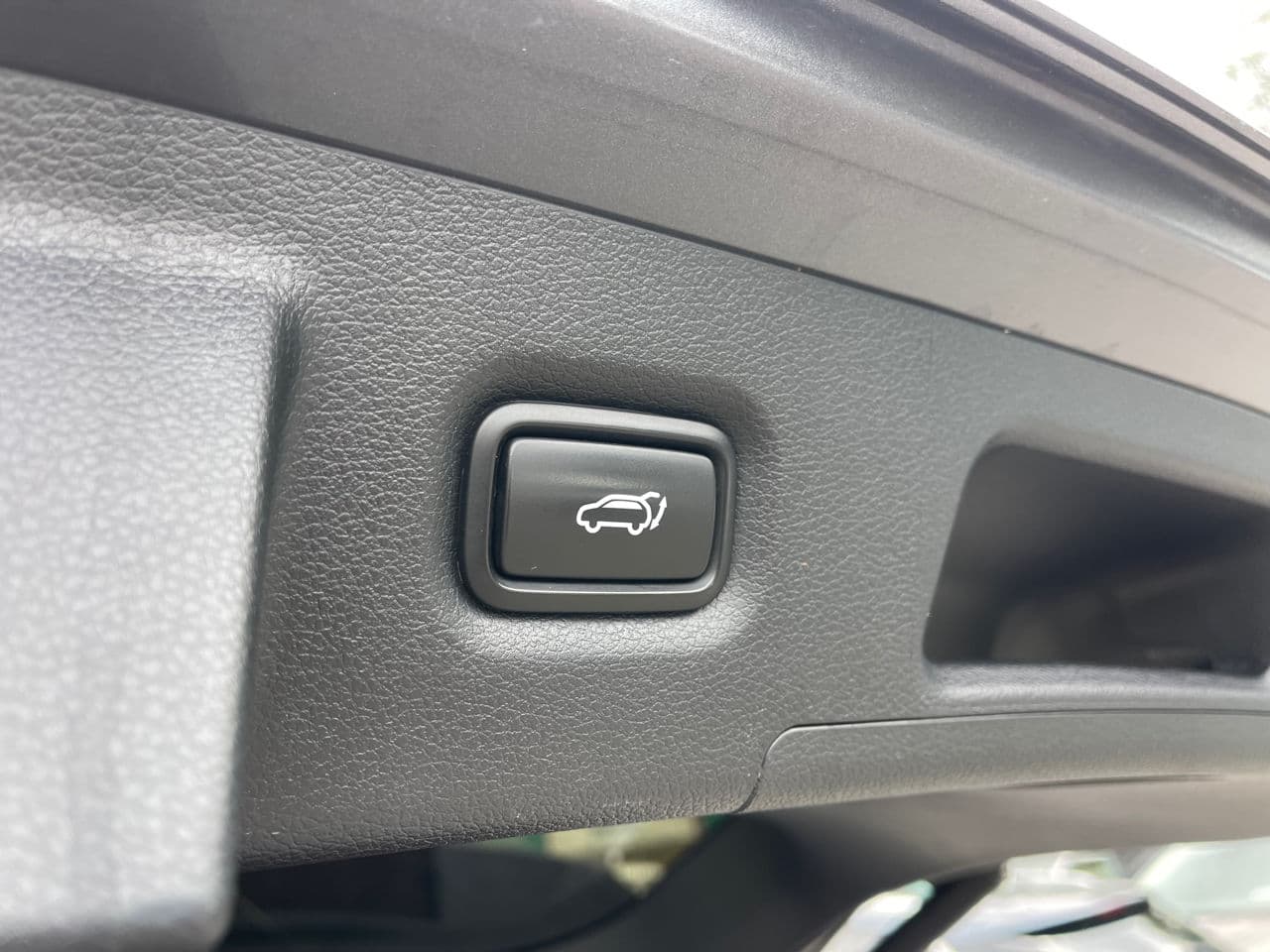 Hyundai Santa Fe 2018 — Миниатюра 25