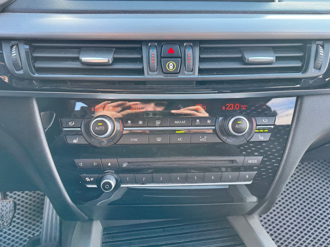 BMW X5 2.5D 2014 — Миниатюра 11