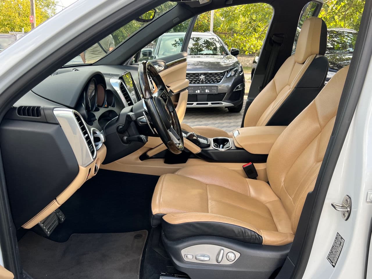 Porsche Cayenne S Hybrid 2016 — Миниатюра 5