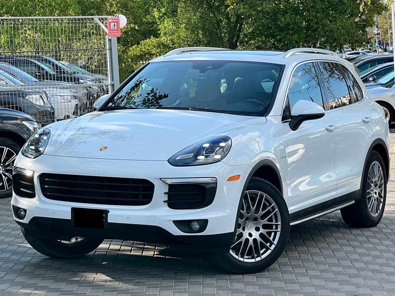 Porsche Cayenne S Hybrid 2016 — Миниатюра 2